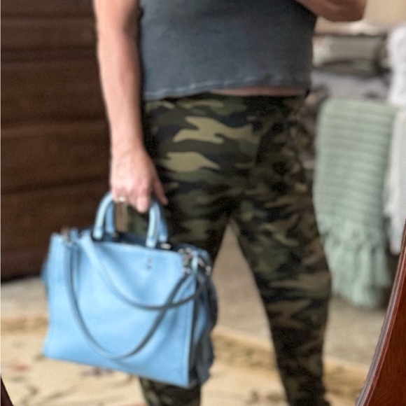 Beautiful Coach Rogue 1941 - Picture 8 of 10